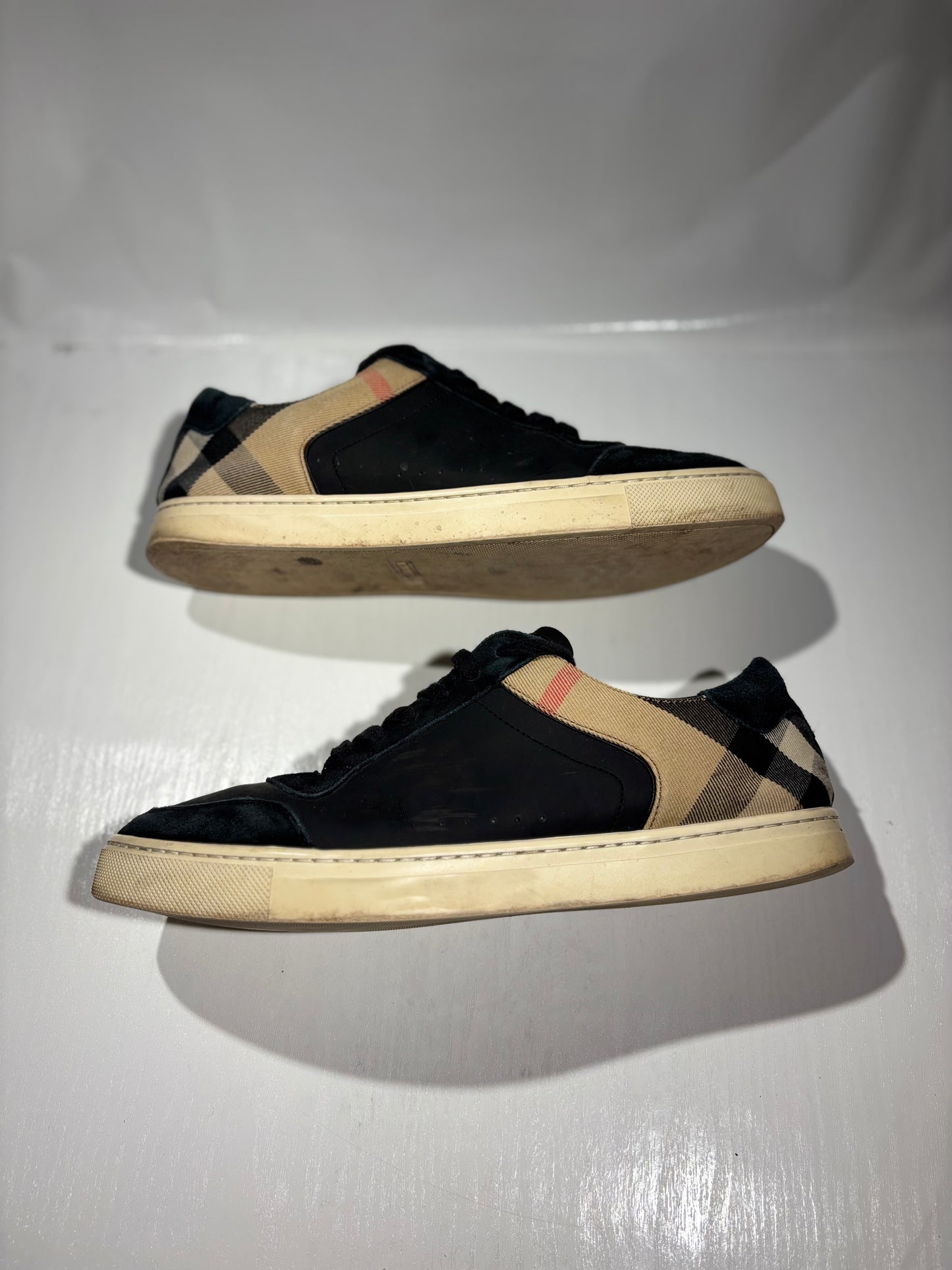 Burberry sneakers